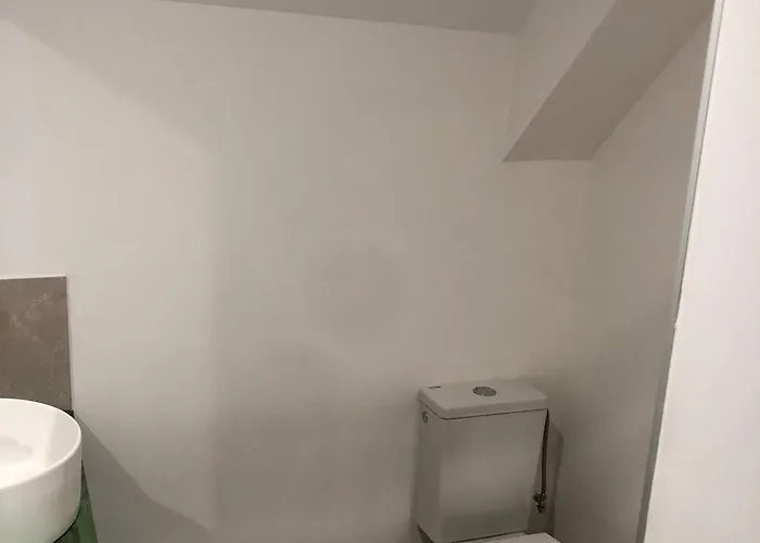 Апартаменты Charmante Maison Шато-Гонтье